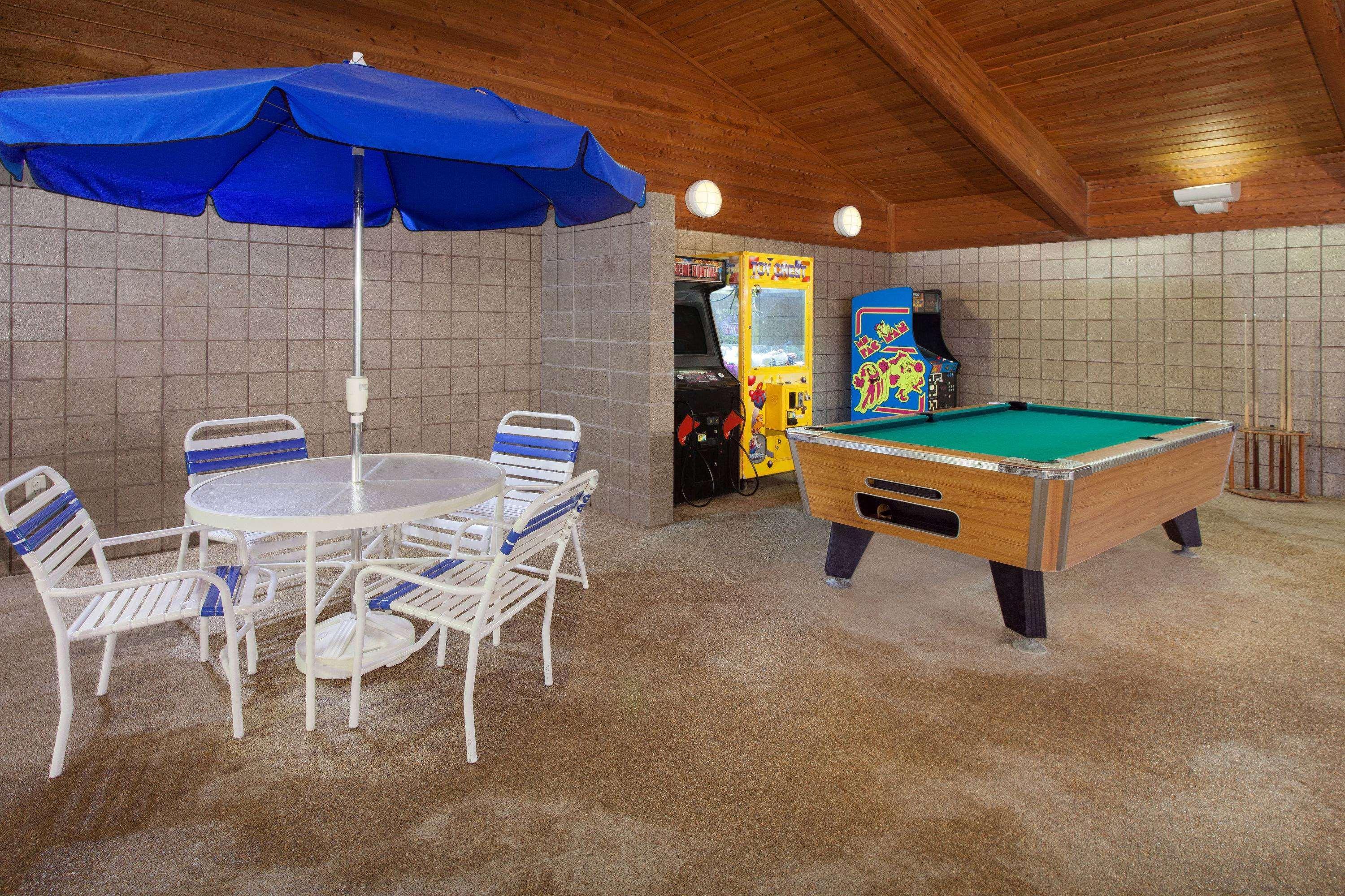 Americinn By Wyndham Webster City Екстериор снимка