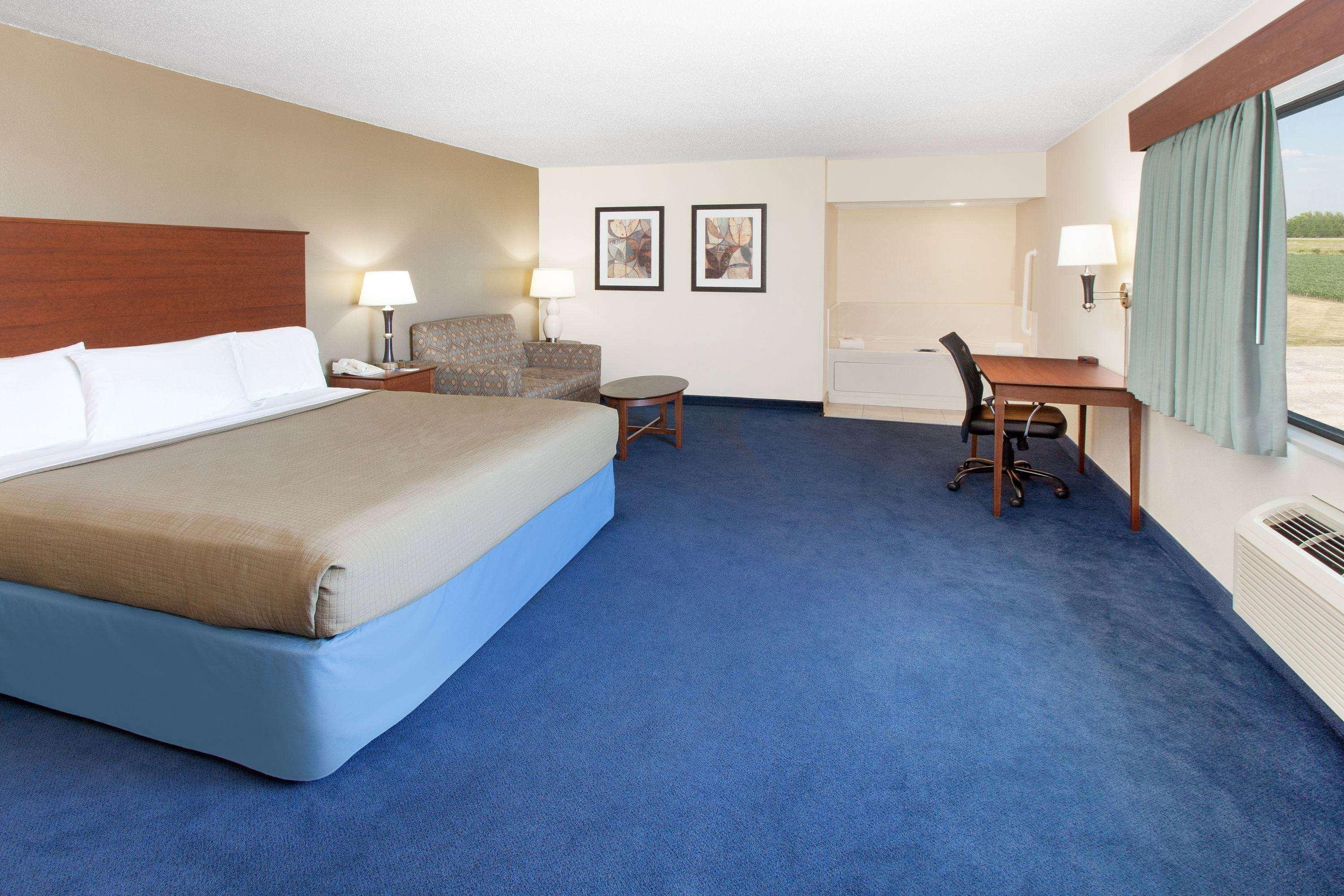 Americinn By Wyndham Webster City Екстериор снимка
