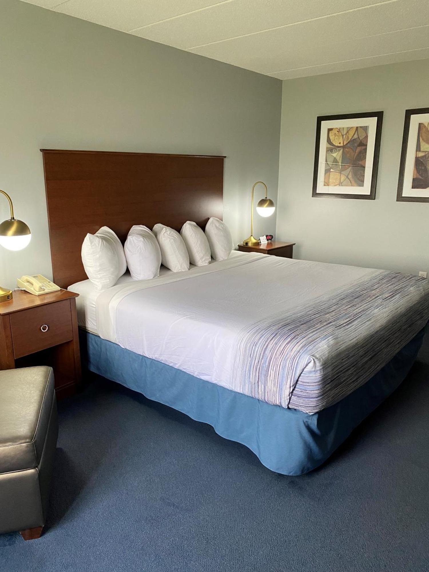 Americinn By Wyndham Webster City Екстериор снимка