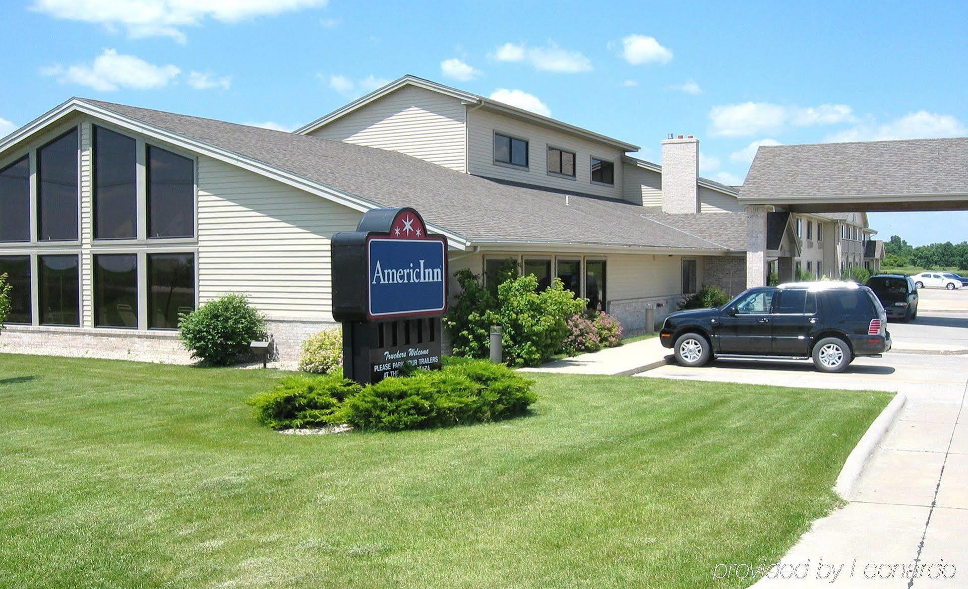 Americinn By Wyndham Webster City Екстериор снимка