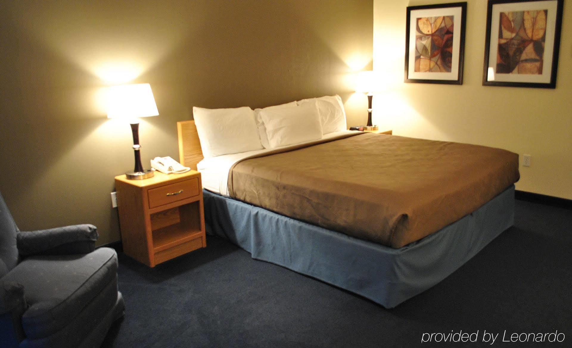 Americinn By Wyndham Webster City Екстериор снимка